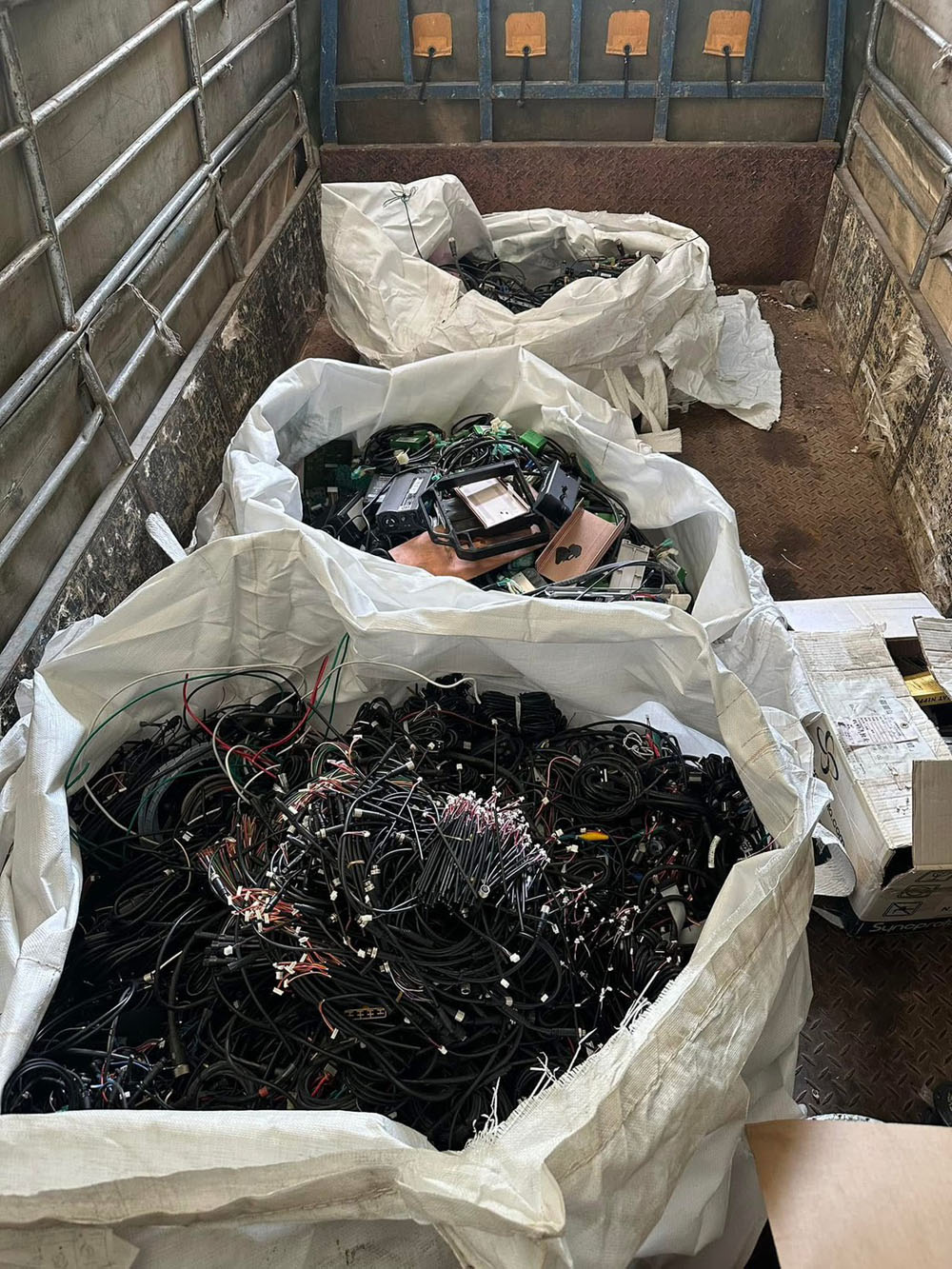 電線回收實績13