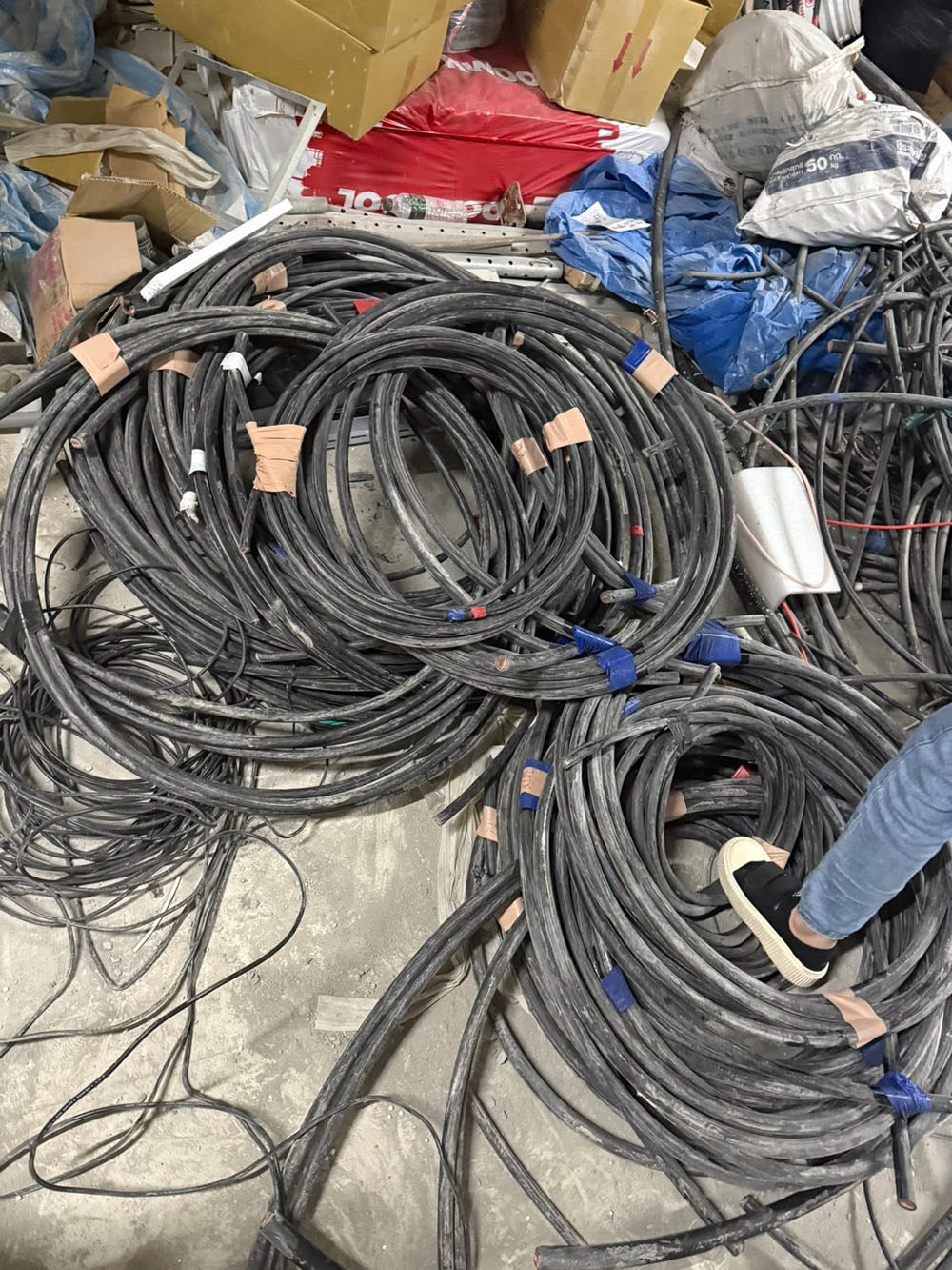 電線回收實績29